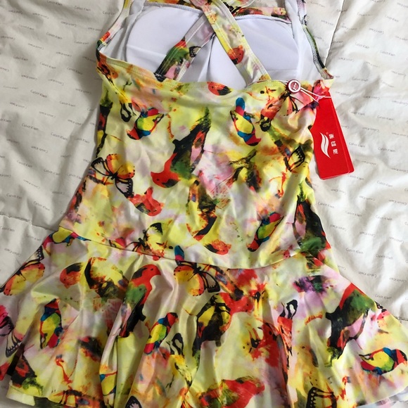 Swimwear - Picture 5 of 5